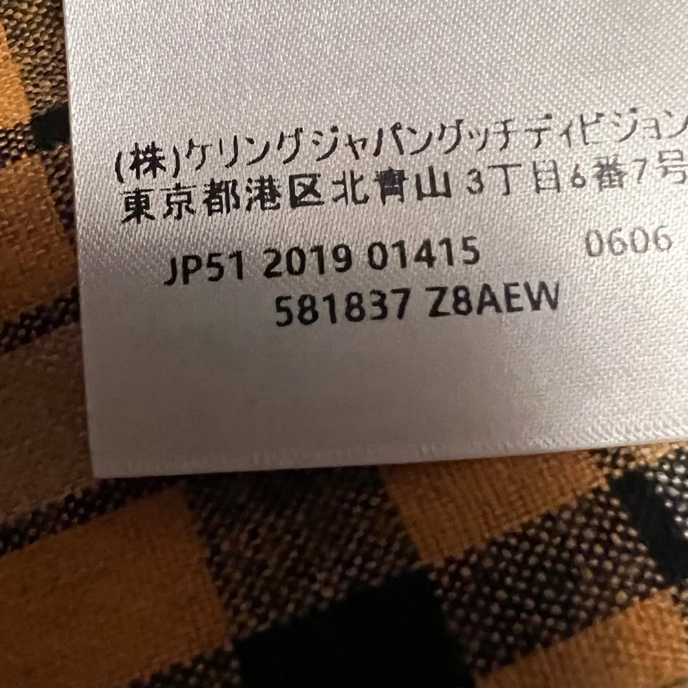 Gucci Gabardine coat with cape Brand new with retail store tag - Picture 6 of 6